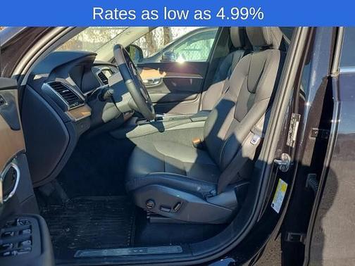 2024 Volvo XC90 Plus