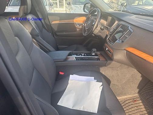 2024 Volvo XC90 Plus