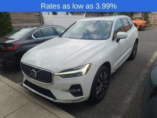 2022 Volvo XC60 B5 Inscription