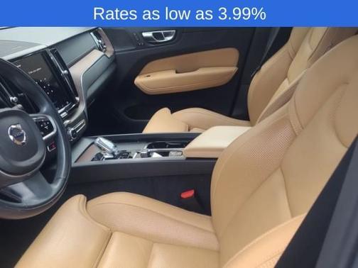 2022 Volvo XC60 B5 Inscription