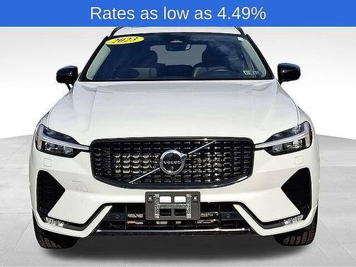 2023 Volvo XC60 Plus