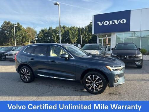 2023 Volvo XC60 B5 Plus Bright Theme