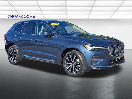 2023 Volvo XC60 B5 Plus Bright Theme