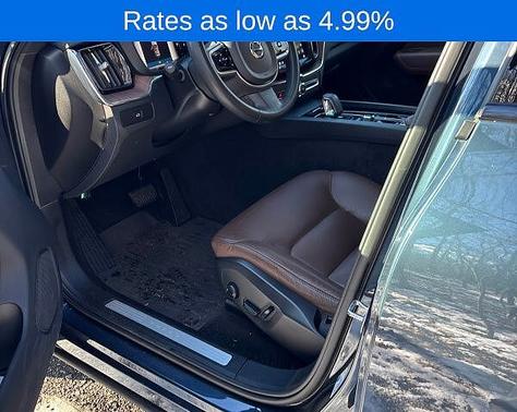 2023 Volvo XC60 Plus