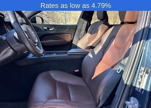 2023 Volvo XC60 Plus