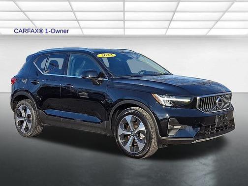 2023 Volvo XC40 Plus