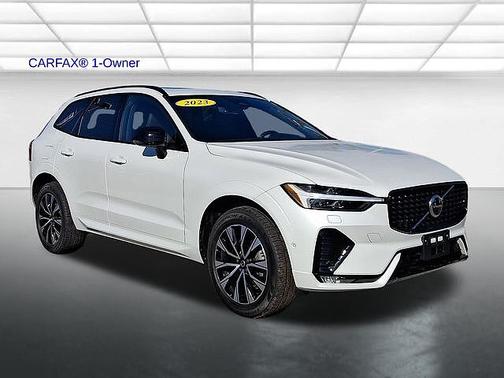 2023 Volvo XC60 Plus