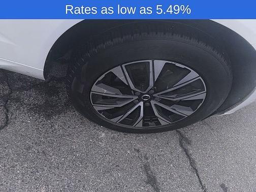 2023 Volvo XC60 Plus