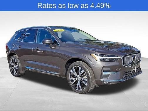 2022 Volvo XC60 B5 Inscription