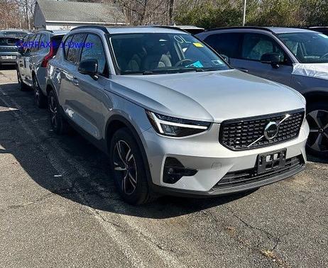 2023 Volvo XC40 Plus