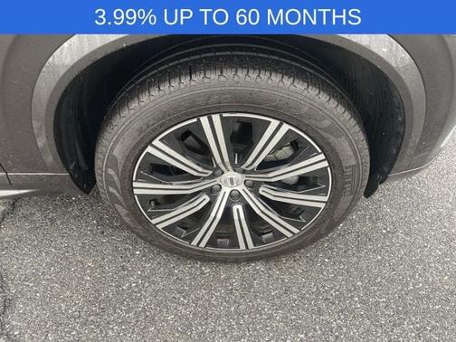 2024 Volvo XC90 B5 Core