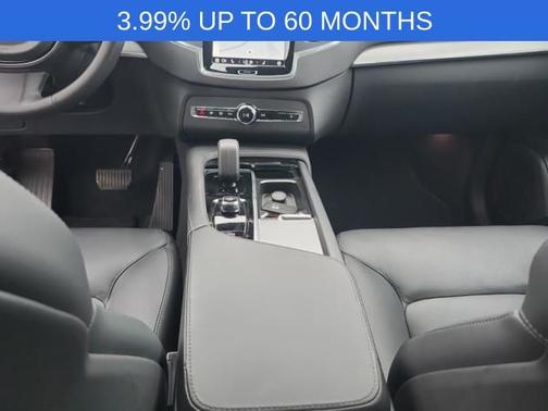 2024 Volvo XC90 B5 Core