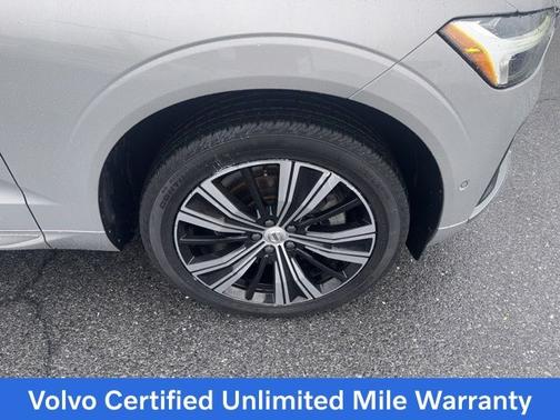 2022 Volvo XC60 B6 Inscription
