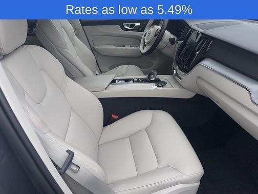 2023 Volvo XC60 Core