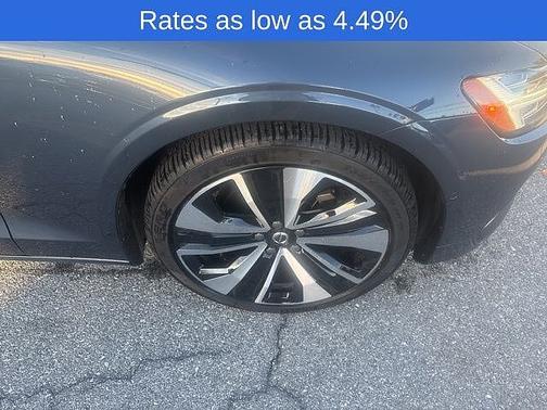 2023 Volvo S60 Ultimate