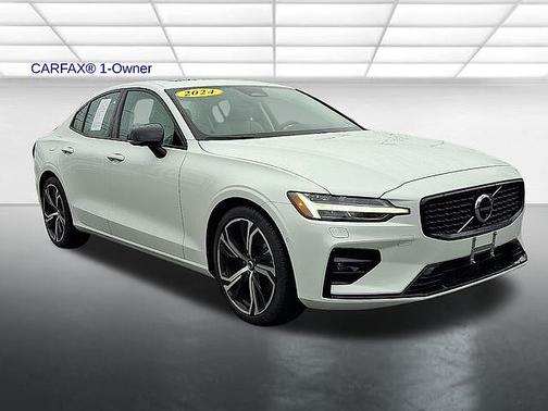 2024 Volvo S60 Plus