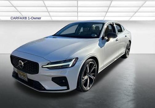 2024 Volvo S60 Plus