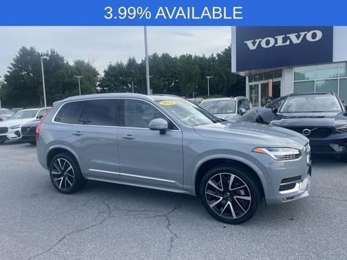2024 Volvo XC90 B6 Plus Bright Theme