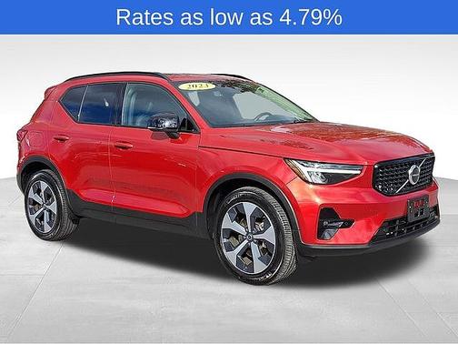 2023 Volvo XC40 Plus