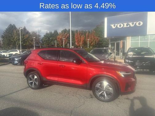 2023 Volvo XC40 Plus