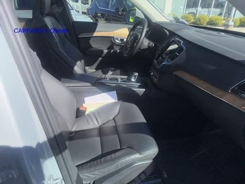 2024 Volvo XC90 B6 Plus Bright Theme 6-Seater