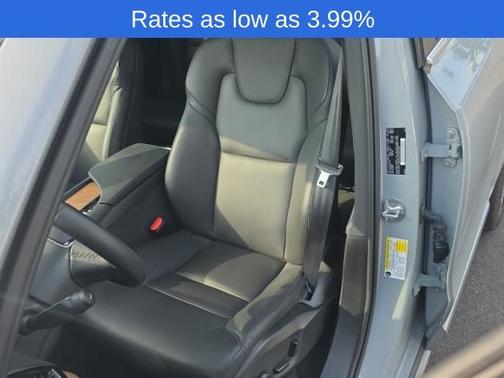 2024 Volvo XC90 B6 Plus Bright Theme 6-Seater
