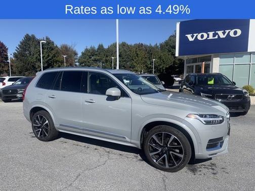 2024 Volvo XC90 B6 Plus Bright Theme 6-Seater