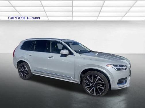 2024 Volvo XC90 B6 Plus Bright Theme 6-Seater