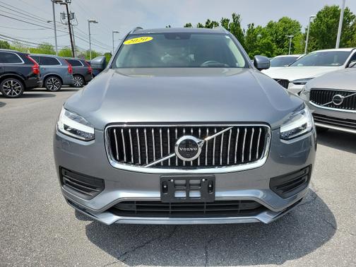 2020 Volvo XC90 T6 AWD Momentum 7 Passenger