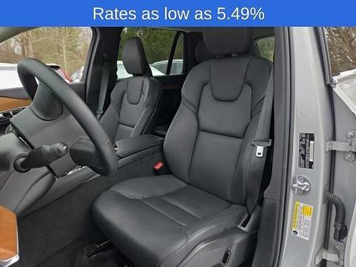 2023 Volvo XC90 Plus