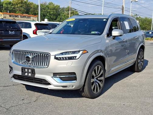 2024 Volvo XC90 B6 Plus Bright Theme