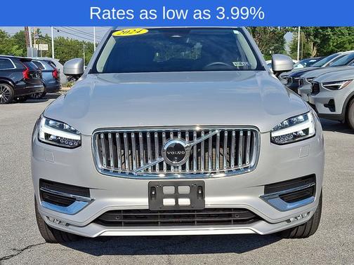 2024 Volvo XC90 B6 Plus Bright Theme