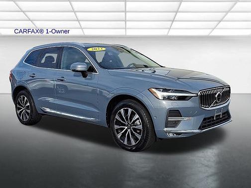 2023 Volvo XC60 Plus