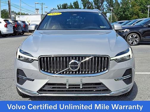 2022 Volvo XC60 B6 Inscription