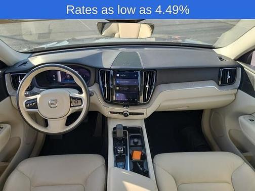 2023 Volvo XC60 Plus