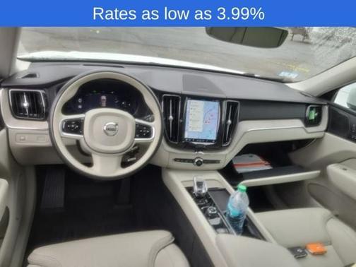 2022 Volvo XC60 B6 Inscription