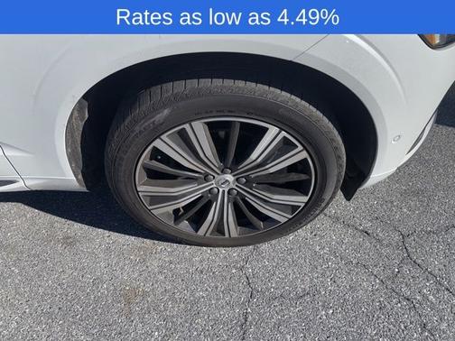 2022 Volvo XC60 B6 Inscription