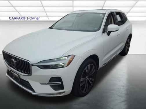 2022 Volvo XC60 B6 Inscription