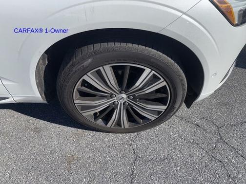 2022 Volvo XC60 B6 Inscription