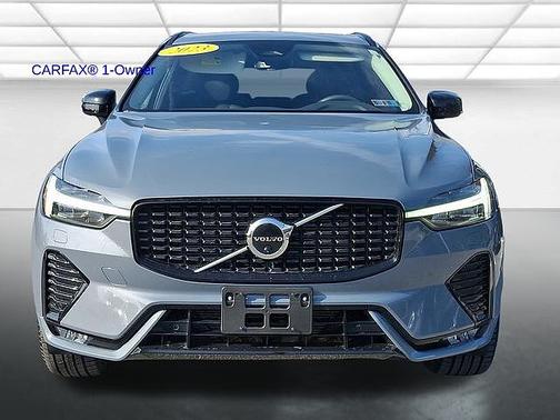 2023 Volvo XC60 Plus