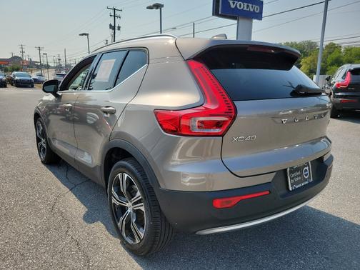 2021 Volvo XC40 T5 AWD Inscription