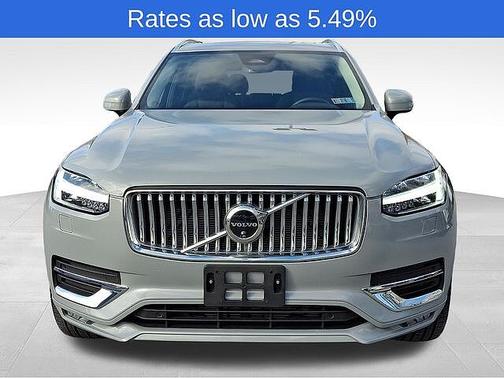 Vapour Grey 2024 Volvo XC90 Plus