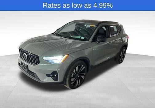 2023 Volvo XC40 Plus