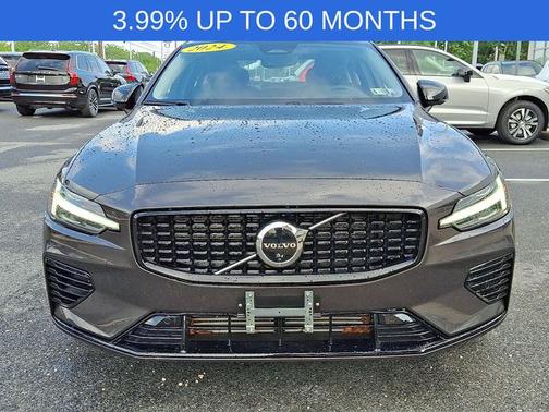 2024 Volvo S60 Recharge Plug-In Hybrid Ultimate