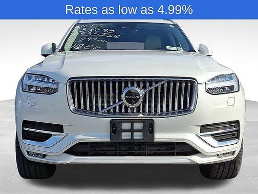 2023 Volvo XC90 Plus