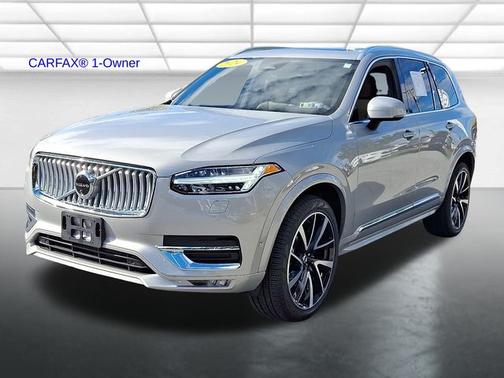 2024 Volvo XC90 B6 Plus Bright Theme