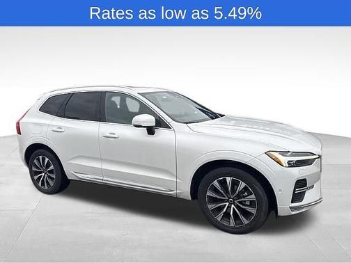 2023 Volvo XC60 Plus