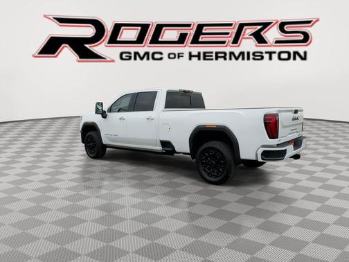 2025 GMC Sierra 3500 Denali