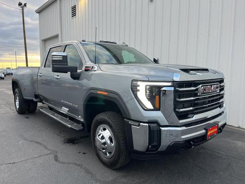 2026 GMC Sierra 3500 SLT