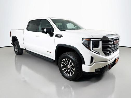 Summit White 2022 GMC Sierra 1500 AT4